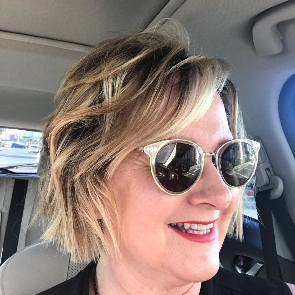 Meet your Posher, Theresa